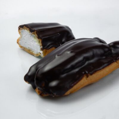 Еклери з шоколадною глазур’ю оптом від виробника ТМ «А Арагорн»